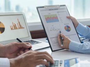 40 Obchodní manažer farmacie Bigstock